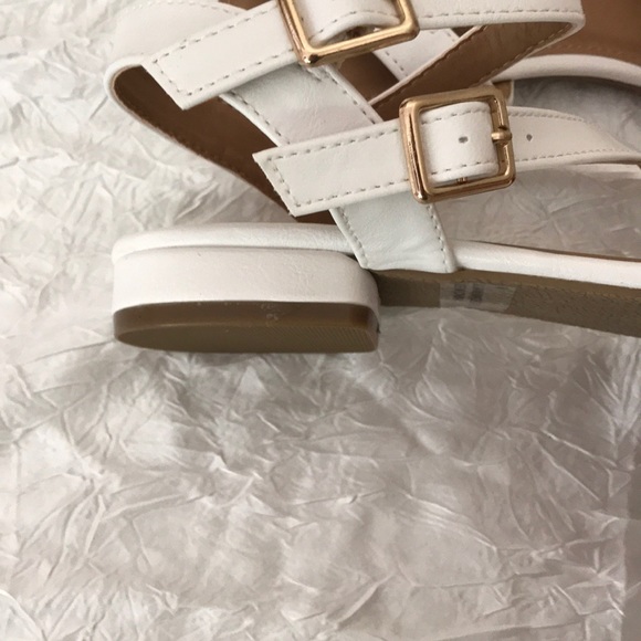 NY&CO White Single Strap Sandal 123C - Picture 3 of 4